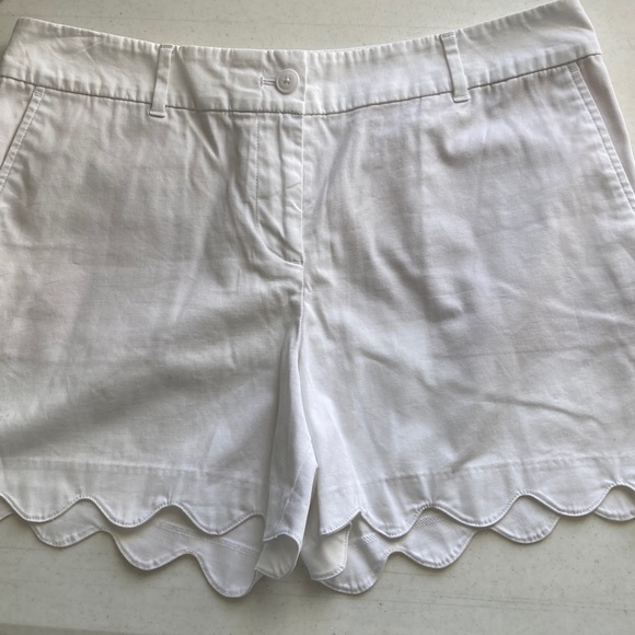 Talbots Pants - Talbots High Waist White Scalloped Shorts
